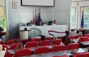 U Nišu održano javno slušanje predloga izmena zakona o finansiranju političkih kampanja Javno slušanje predloga izmena zakona o finansiranju političkih kampanja