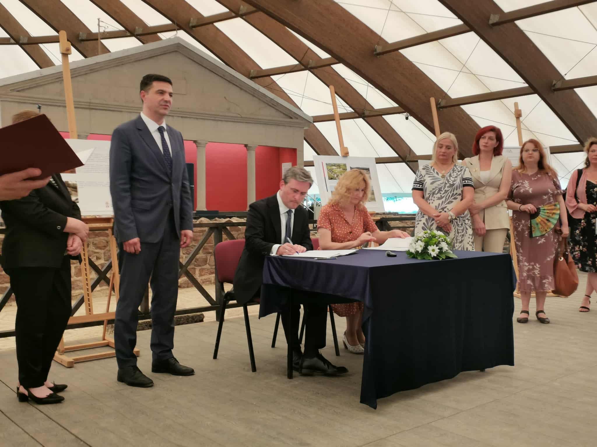 Nikola Selaković i Snežana Golubović 