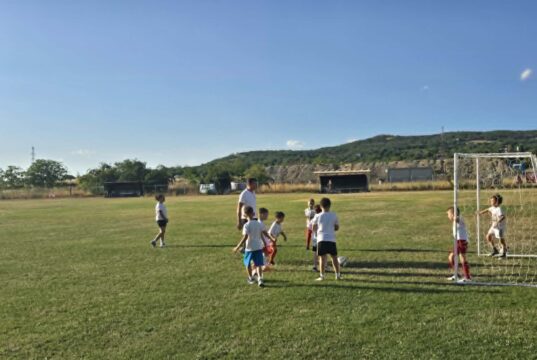 Velika donacija za OFK Niš: Uređuju se svlačionice, objekat i bolji uslovi za stotine mališana OFK Niš