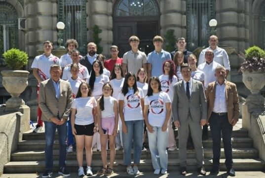 Polumaraton se vraća u Niš: Više od 1.700 prijavljenih za „Trku kroz istoriju” Polumaraton se vraća u Niš