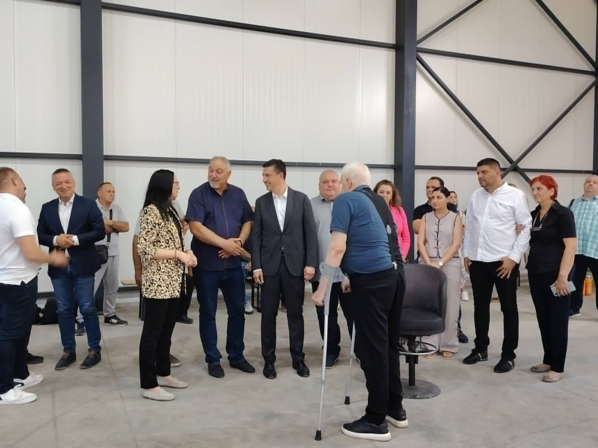 Zvanice na otvaranju fabrike Malbex Carbon u Merošini