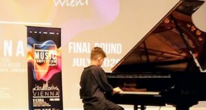 Mladi niški pijanista Bogdan Golubović osvojio prvu nagradu na takmičenju u Beču Bogdan Golubović