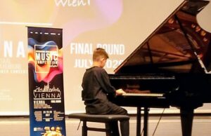 Mladi niški pijanista Bogdan Golubović osvojio prvu nagradu na takmičenju u Beču Bogdan Golubović