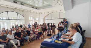 Održana javna sednica Komisije o nadvožnjaku u Borskoj: Odbijeno više od 500 primedbi na to rešenje
