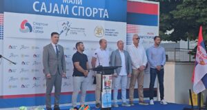 MALI SAJAM SPORTA OKUPIO NIŠKE MALIŠANE: Pavlović najavio nova ulaganja, Štefanek poručio – Sport stvara bolje ljude