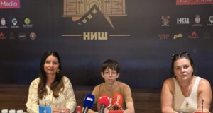 „SAUČESNICI“ I „ŽETVA“ PRED NIŠKOM PUBLIKOM: Maknalti glumac večeri, Šarčević – „Film vas tera da razmišljate“