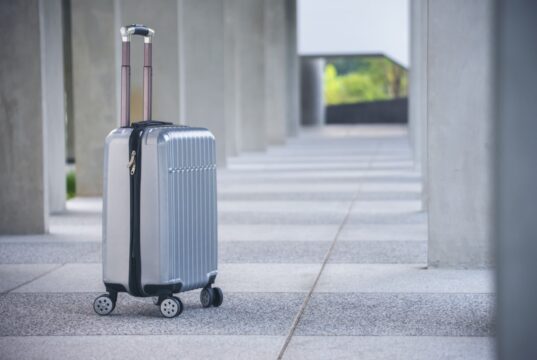 Mali koferi za kratka gradska putovanja – kako se spakovati lagano, a ne zaboraviti ono najvažnije Mali koferi za kratka gradska putovanja kako se spakovati lagano a ne zaboraviti ono najvaznije