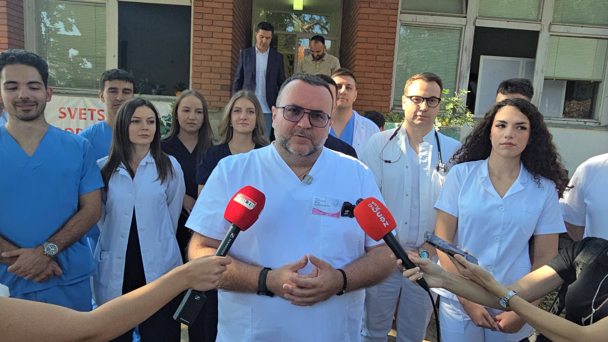 doc. dr Milan Lazarević