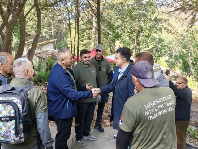 Dragoslav Pavlović sa borcima