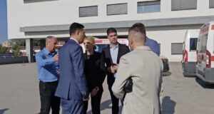Pavlović: Aktivista SNS-a teško povređen nakon napada tokom razgovora sa građanima