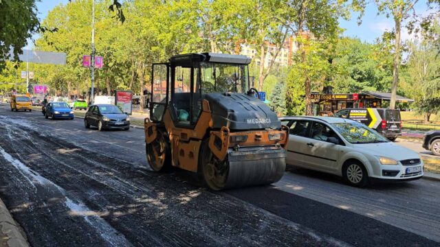 Asfaltiranje Bulevara Nemanjića Asfaltiranje Bulevara Nemanjića