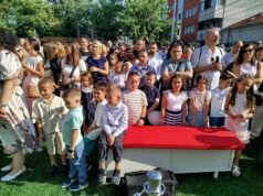 PRVO ŠKOLSKO ZVONO ZA 2.414 NIŠKIH PRVAKA: Počela nova školska godina