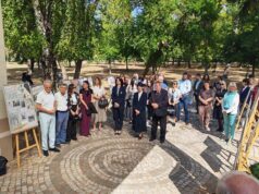 Od korseta do slobodnijeg i šarenijeg stila: Ženska moda kroz promene 20. veka u Istorijskom arhivu Niš