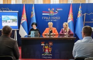 Električni trotineti u Nišu sve više zamena za automobil i taksi: Broj vožnji skoro tri puta veći