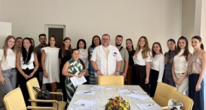 LAZAREVIĆ: PRIMLjENI NOVI MLADI STRUČNjACI, KRV MORA DA ČEKA PACIJENTA, A NE PACIJENT KRV Prijem za nove mlade stručnjake