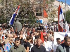 VUČIĆ PRED NIŠLIJAMA: „ZA MESEC I PO DANA BIRAMO BUDUĆNOST SRBIJE – NEĆEMO SE VRAĆATI U MRAČNU PROŠLOST“