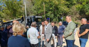 Gradonačelnik Niša obišao radove: Kusačka ulica u Proseku dobila novi asfalt Gradonačelnik Niša obišao radove