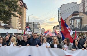 PAVLOVIĆ I LAZAREVIĆ SA SKUPA U NIŠU: „Samo ujedinjeni možemo Srbiju voditi napred!“ Pozvali građane na okupljanje 21. oktobra