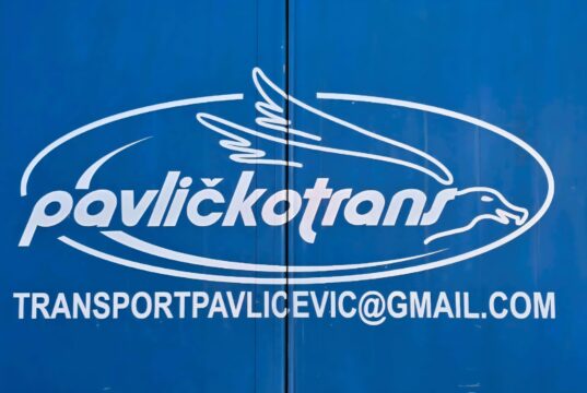 Firmi ,,Pavličkotrans“ potrebni vozači E jategorije Pavličkotrans
