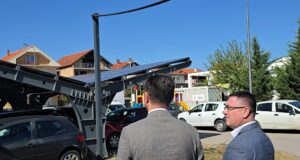 Kotlarnica „Majakovski” uz solarnu energiju: struja za rad sistema, topla voda za zgrade i nadstrešnica za automobile Majakovski” na Duvaništu