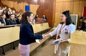 UKC Niš zaposlio 98 zdravstvenih radnika, među njima i 36 najboljih diplomaca UKC Niš zaposlio 98 zdravstvenih radnika